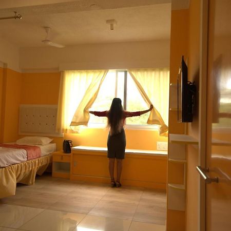 Hotel Niasha Mangalore Esterno foto